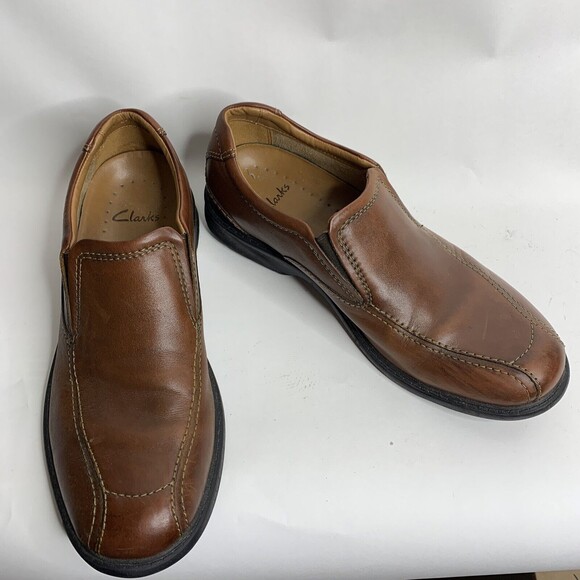 Clarks Mens Loafers Shoes Brown Leather Bicycle Toe Slip-On 8M - Picture 8 of 8